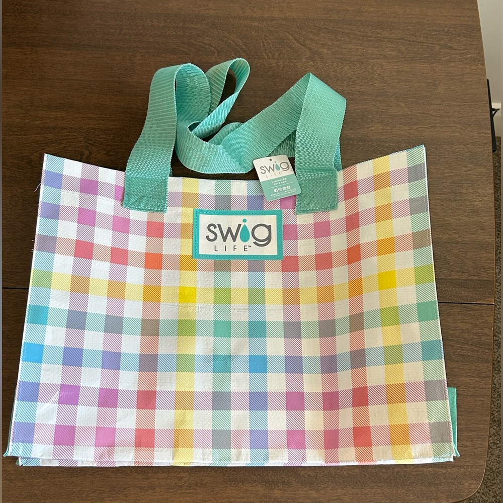 NWT SWIG LIFE PASTEL PLAID LAMINATED TOTE BAG